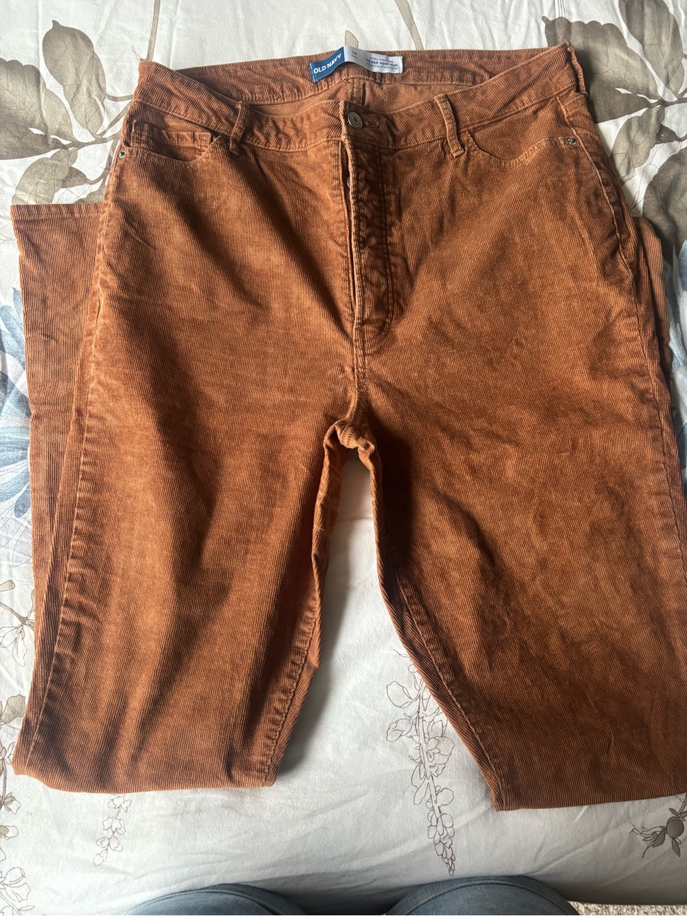 Old Navy Women’s Rust Corduroy Boot Cut Pants